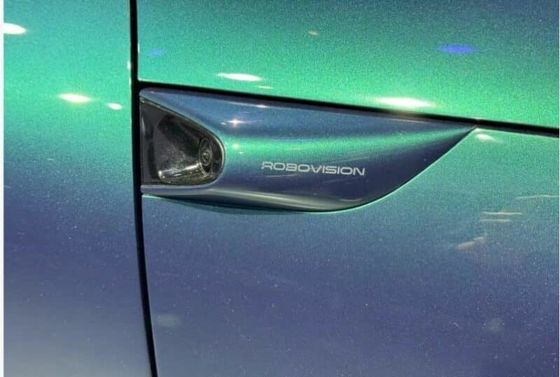 Tiền bán hàng Geely& Baidu Joint Brand Jiyue07 xe điện thuần túy với động cơ 200kw/271P.s 2WD hệ thống truyền động 4 cửa/5 chỗ ngồi