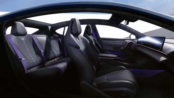 Tiền bán hàng Geely& Baidu Joint Brand Jiyue07 xe điện thuần túy với động cơ 200kw/271P.s 2WD hệ thống truyền động 4 cửa/5 chỗ ngồi