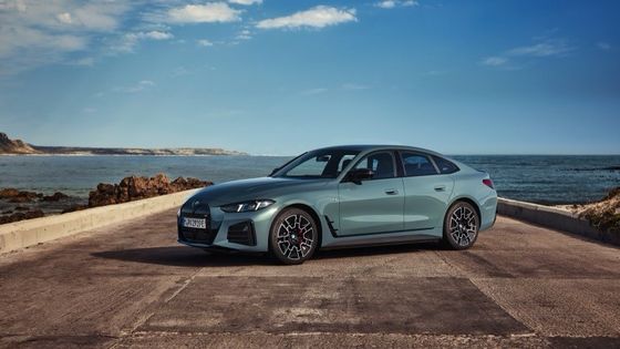 Xe điện hoàn toàn hiệu suất cao tầm 450km BMW i4 gia tốc 0-100km/h ở 3.9s 225km/h tốc độ cao nhất 400kw năng lượng