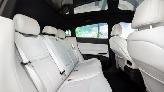 Xpeng G6 RWD Long Range Electric Vehicle SUV EV Electric Car với động cơ sức mạnh 210kw RWD lái xe & Range 490km