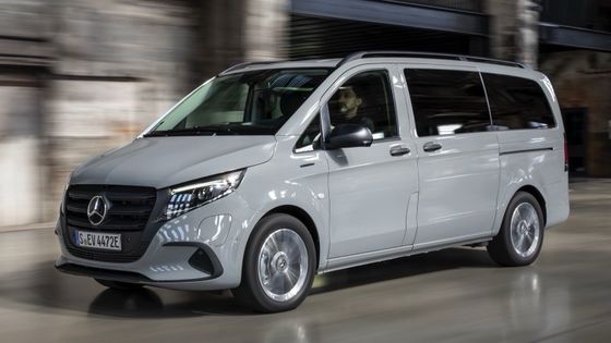 9 chỗ ngồi EV Mercedes-Benz EVito Tourer Long Với một động cơ điện 201bhp Và pin sử dụng 90kWh