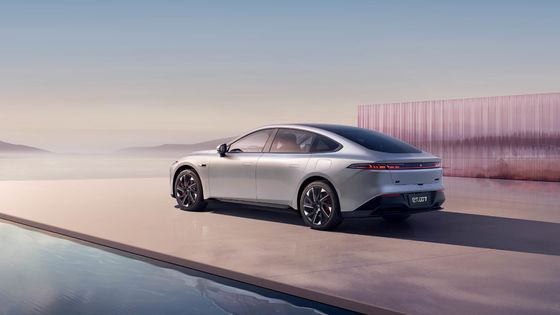 2024 mạnh mẽ Dongfeng Eπ 007 200Pro EREV 200km CLTC 160kw động cơ sức mạnh 310N.m Mô-men xoắn với 7,2s 0-100km / h gia tốc