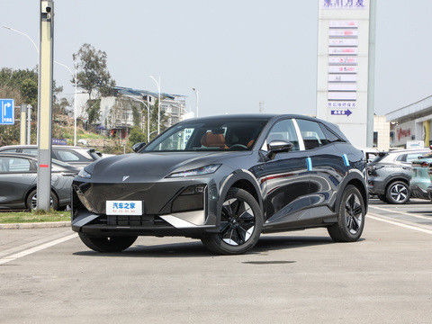 Hệ thống mới nhất của HUAWEI DEEPAL S07 2024 EREV với 121km CLTC0.5h Thời gian sạc nhanh 175kW Lượng tối đa 320N.m Mô-men xoắn