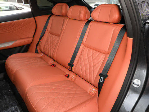 Hệ thống mới nhất của HUAWEI DEEPAL S07 2024 EREV với 121km CLTC0.5h Thời gian sạc nhanh 175kW Lượng tối đa 320N.m Mô-men xoắn