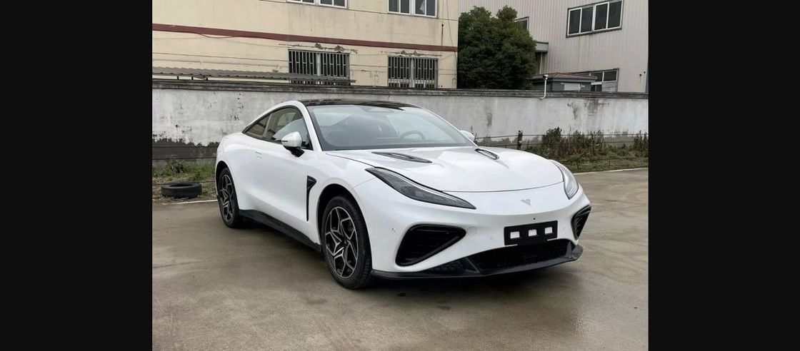 64.27kwh Xe chạy pin @ NEZHA GT 560km Range Tiết kiệm năng lượng 2 cửa 4 chỗ ngồi xe thể thao cứng