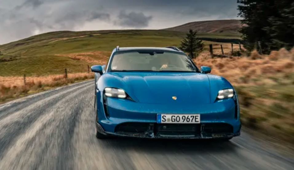 Chiếc xe điện nhanh nhất - Porsche Taycan cross Turismo tốc độ tối đa 220km/h Xe năng lượng mới