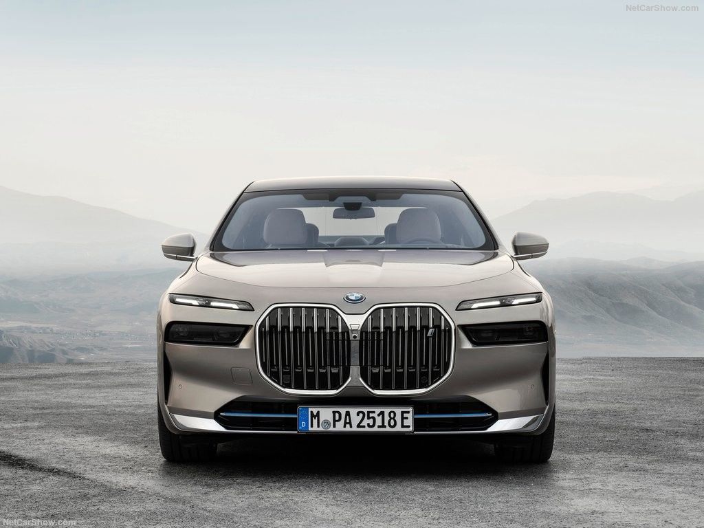 Xe năng lượng mới cho BMW i7 2023 xDrive60L ghế ngồi xe thể thao sang trọng xe điện cho người lớn