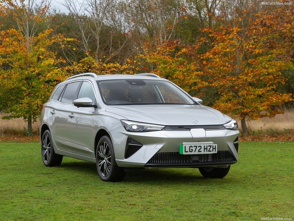 Chiếc xe điện rộng rãi, thoải mái ở MG 5 EV với phạm vi 344km và khả năng sạc siêu